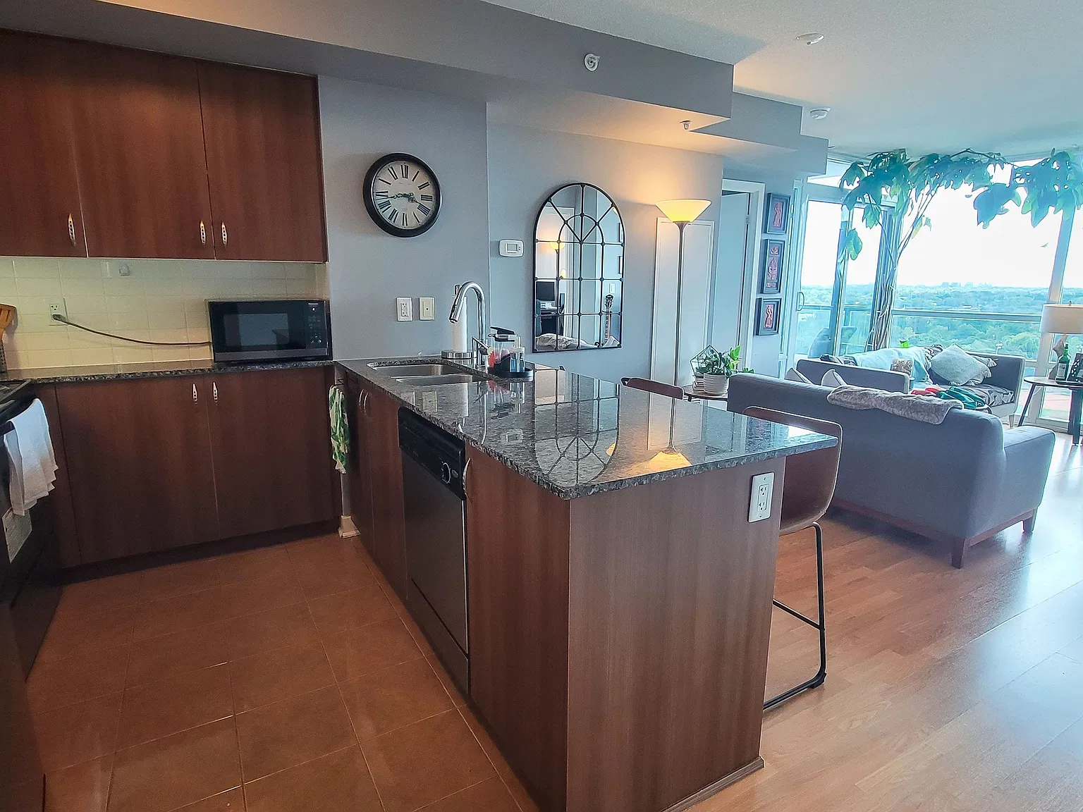 2 bed, $2,900 — Photo 3
