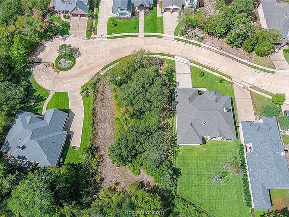 5th image of 3404 Chinquapin (pvt) Ct