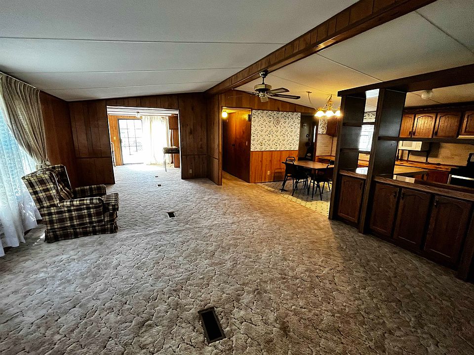 13102 Oaklawn Ln, Poplar Grove, IL 61065 Zillow