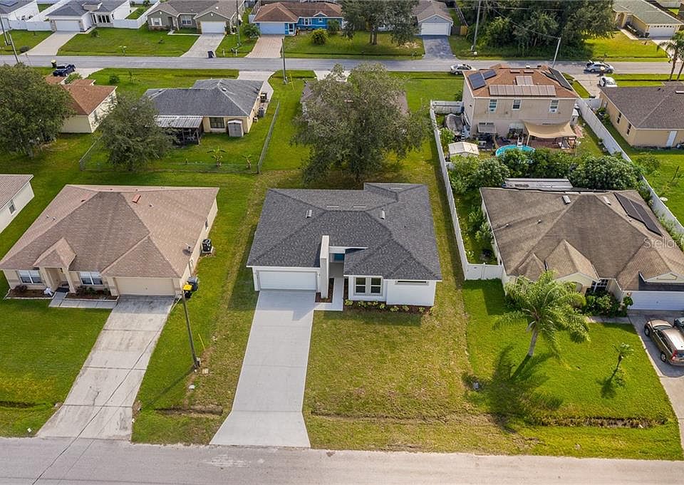 1st image of 410 Flamingo Ct