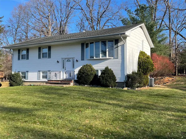 3 Hemlock Lane, Thiells, NY 10984
