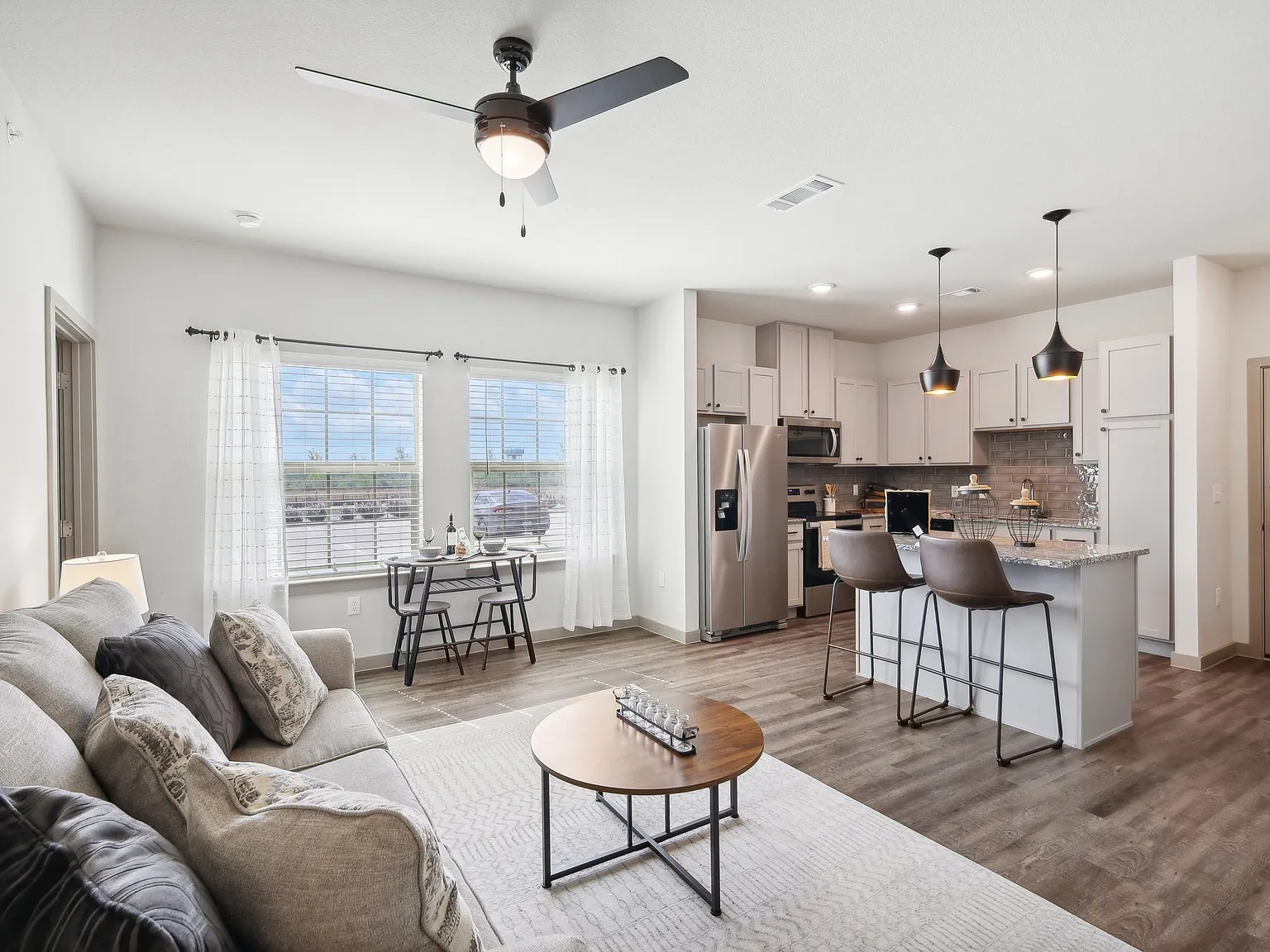 Azora Ranch Apartments — Photo 1
