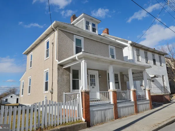 209 Main St, Mc Sherrystown, PA 17344