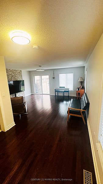 Richmond Hill Townhouse for rent - 4 Bedrooms — photo 26