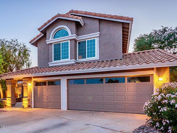 3rd image of 4214 E Mountain Vista Dr