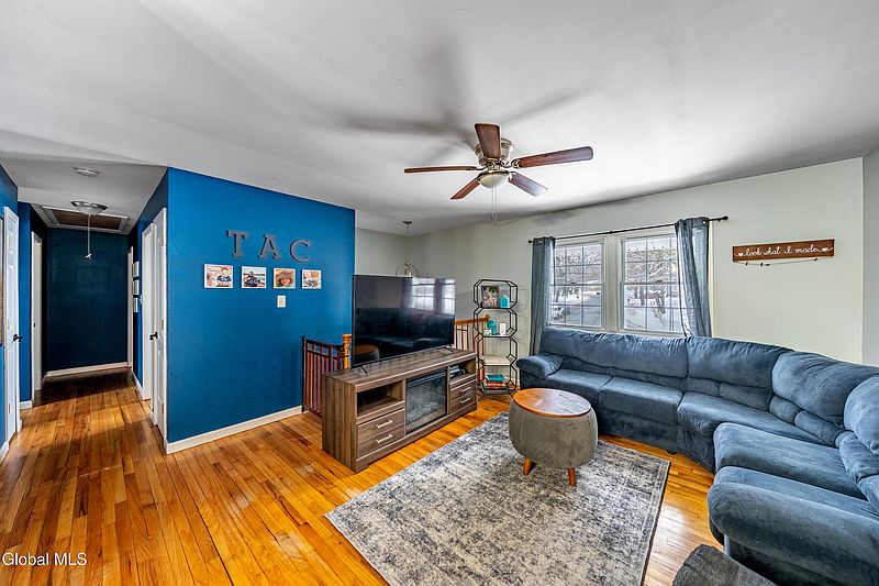 5th image of 48 Hathorn Boulevard