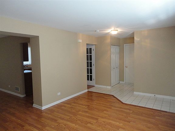 5th image of 3809 Landings Rd