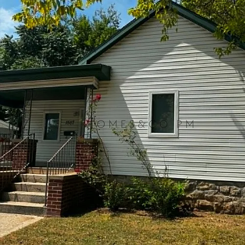 2 bed, 850 sqft, $950 — Photo 2