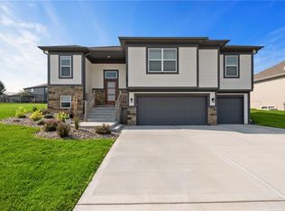 18015 NW 130th St, Platte City, MO 64079