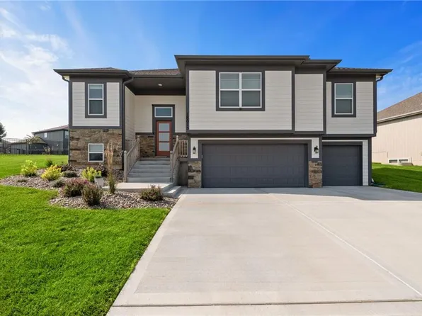 18015 NW 130th St, Platte City, MO 64079