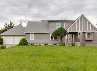 5244 SW Kent Pl, Topeka, KS 66610