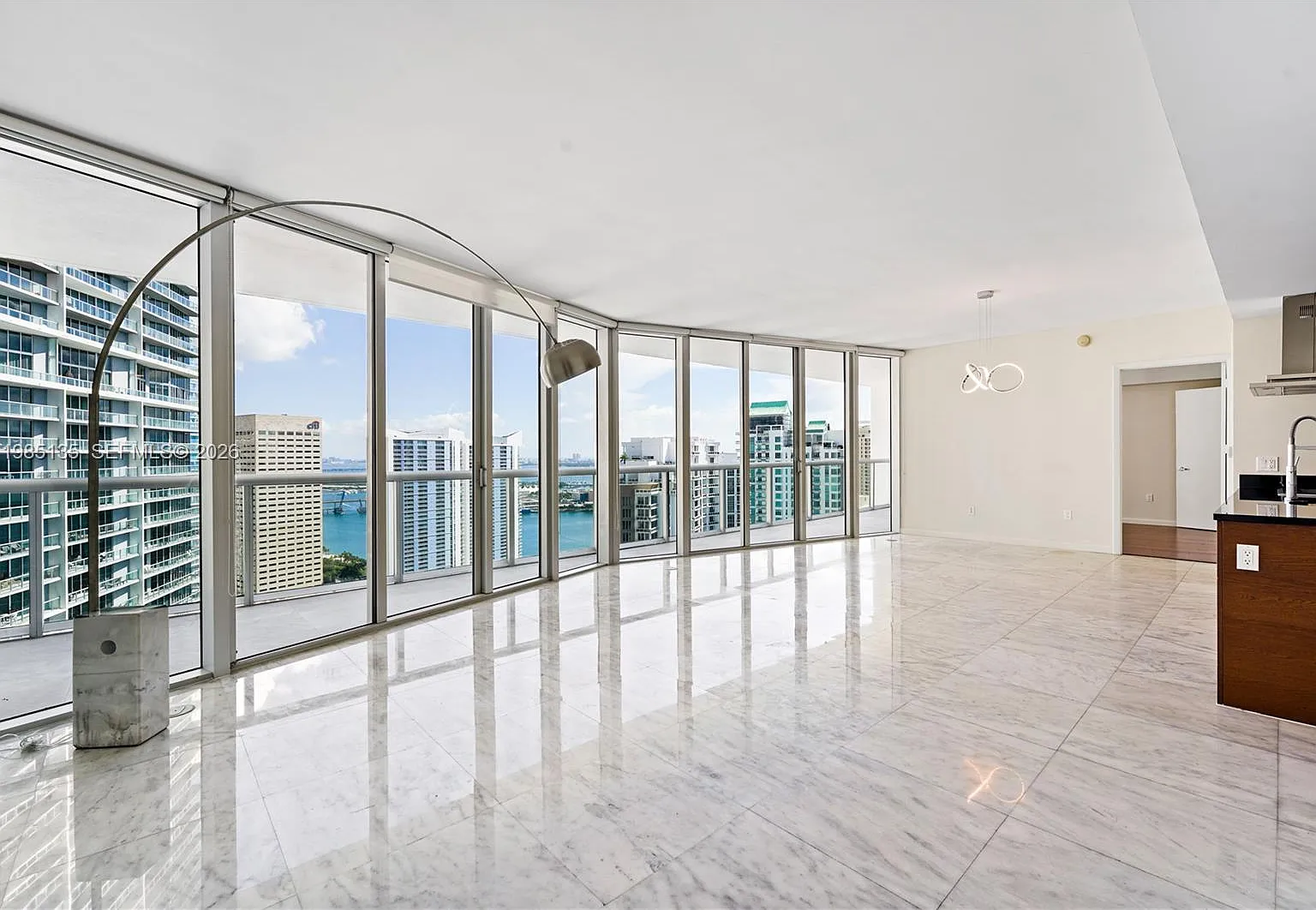 Icon Brickell No Two — Photo 1