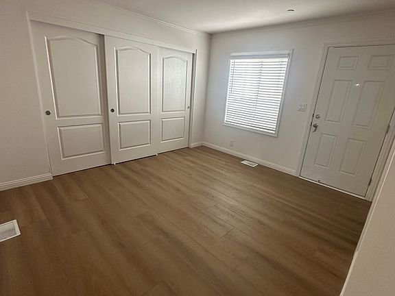 2nd image of 1132 Olive St