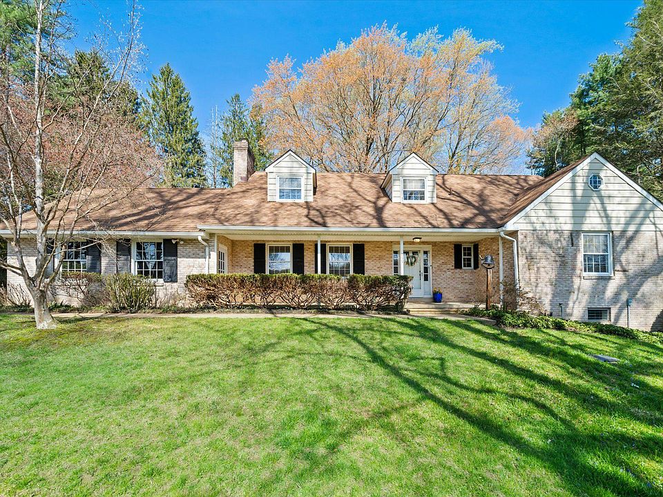 1st image of 859 Yorklyn Rd