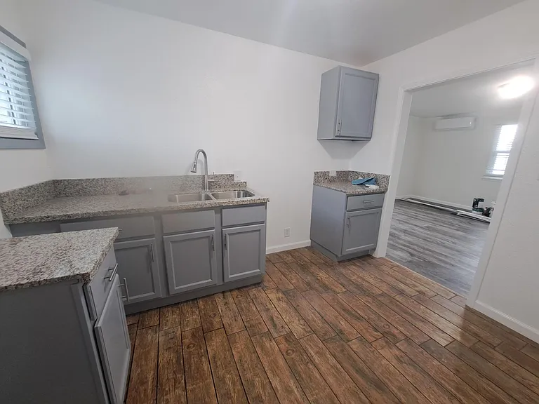 1309 N La Brea Ave #A — Photo 13