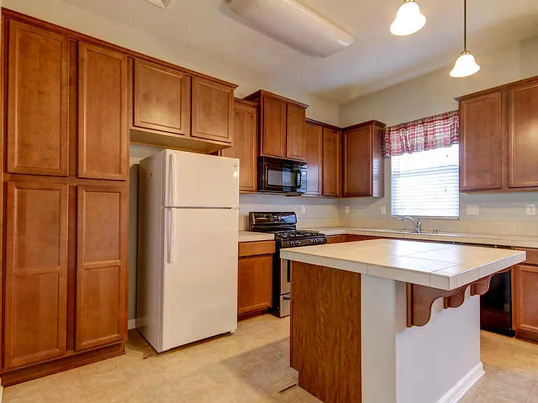 10845 Wraysbury Way — Photo 12