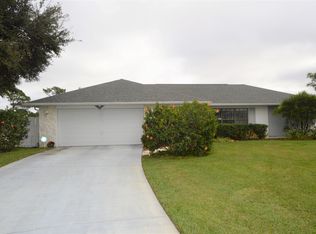 5113 Echo Pines Cir E, Fort Pierce, FL 34951