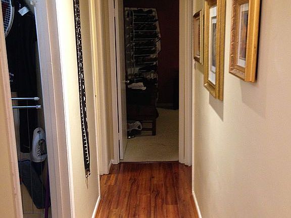 hall to bedrooms