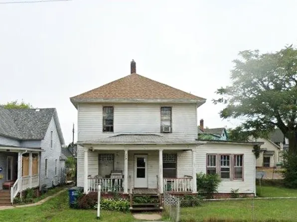 714 E 10th St, Michigan City, IN 46360