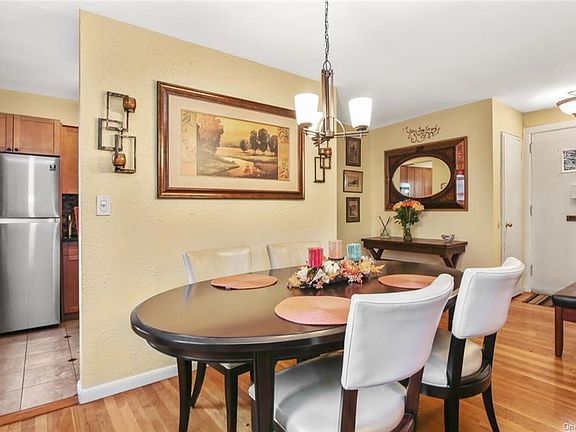 4th image of 125 N Washington Ave APT 9