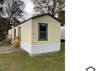 2211 Spokane Rd, Fayetteville, NC 28304