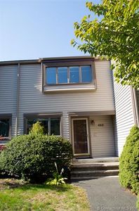 402 Pilgrim Hbr, Wallingford, CT, 06492
