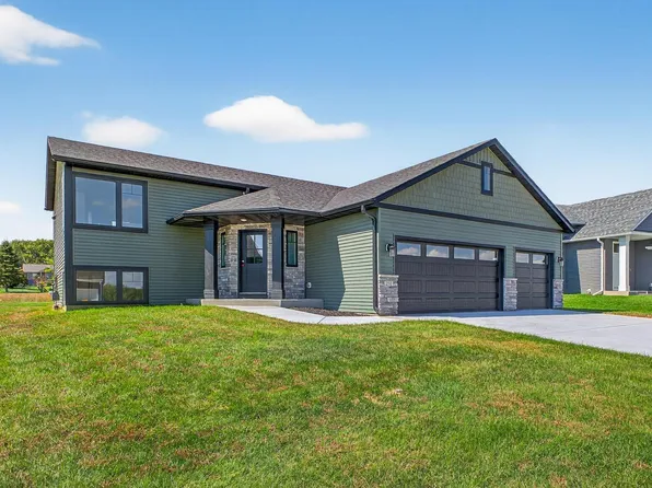 251 Stonelake Dr SE, Rochester, MN 55904