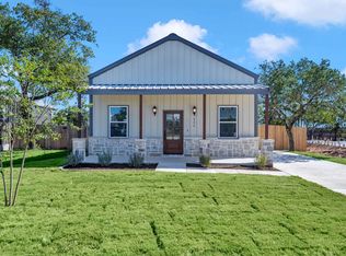 226 Western Ave, Bertram, TX 78605