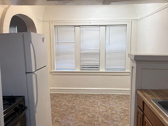 3rd image of 1720 W Atkinson Ave #2