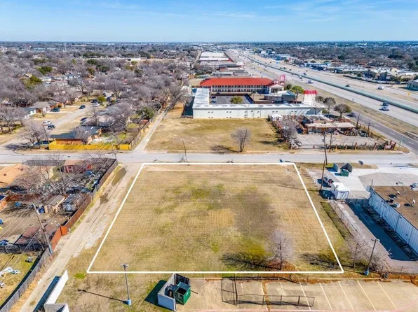 1 Hyde Park Dr, Mesquite, TX 75150