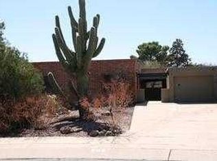 210 E Los Jardines, Green Valley, AZ 85614