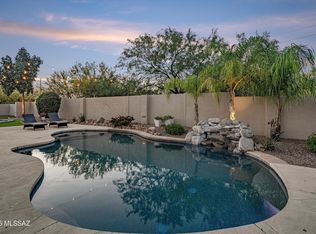 11976 N Thornbush Dr, Oro Valley, AZ 85737