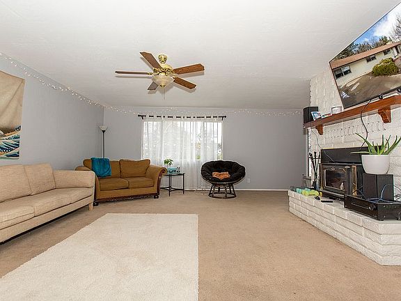 3rd image of 1974 Acacia Cir