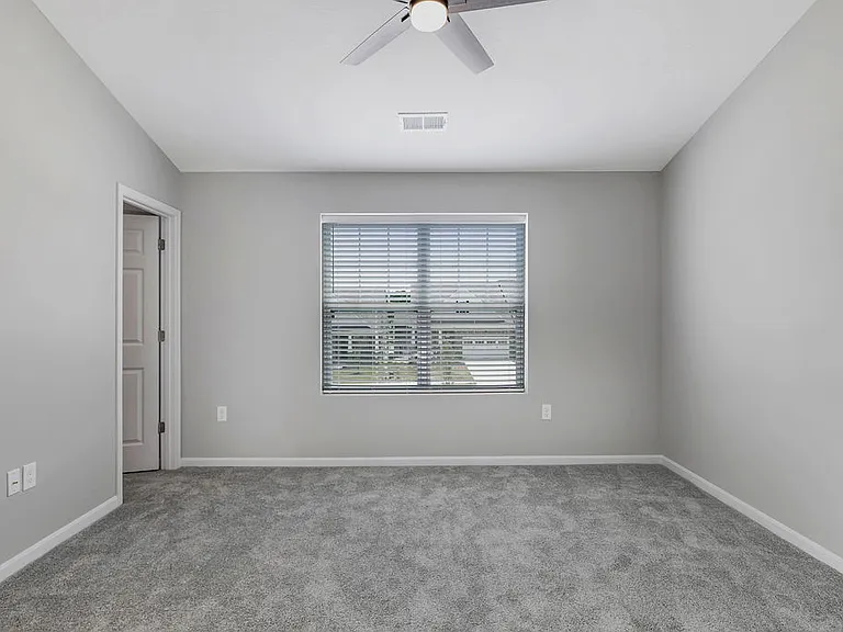 4868 Osprey Pointe Dr — Photo 25