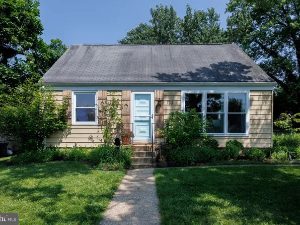 733 Cliffedge Rd, Baltimore, MD 21208