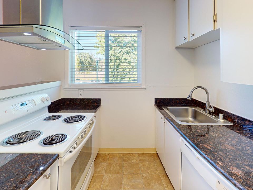 1st image of 885 Broadway #16A