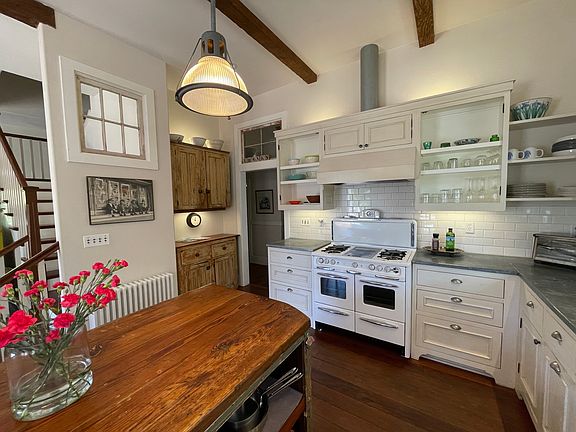 Kitchen to back hall