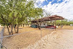 5th image of 792 County Road 310