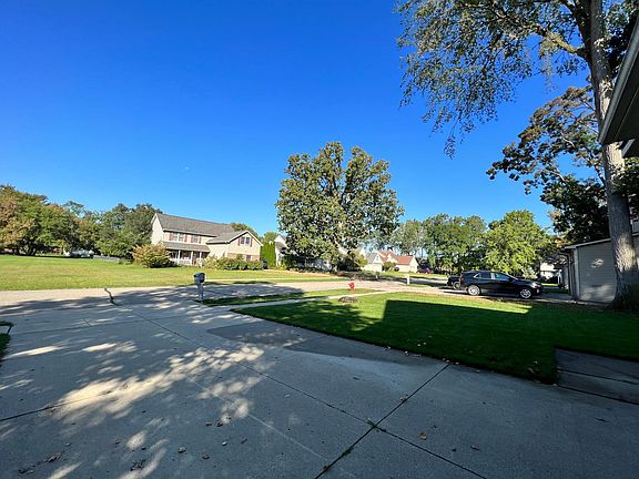 2nd image of 20334 Oporto Ave