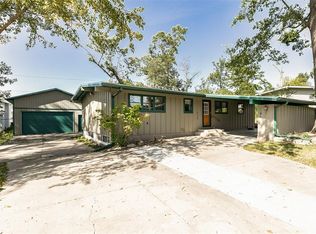 4301 Northwood Dr NE, Cedar Rapids, IA 52402