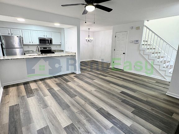 5th image of 1000 Saint Andrews Way APT A