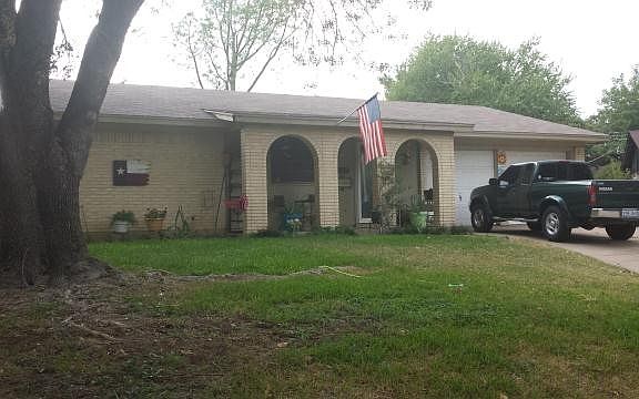 3rd image of 617 Todd Ct
