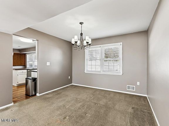 5th image of 174 Christian Court
