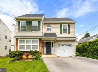 545 Royal Ave, Havertown, PA 19083