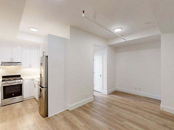 2nd image of 720 Jones St APT 3C