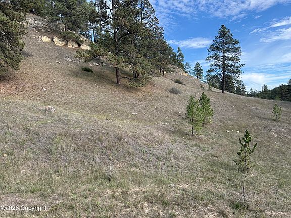 4th image of 180 Deer Creek Rd