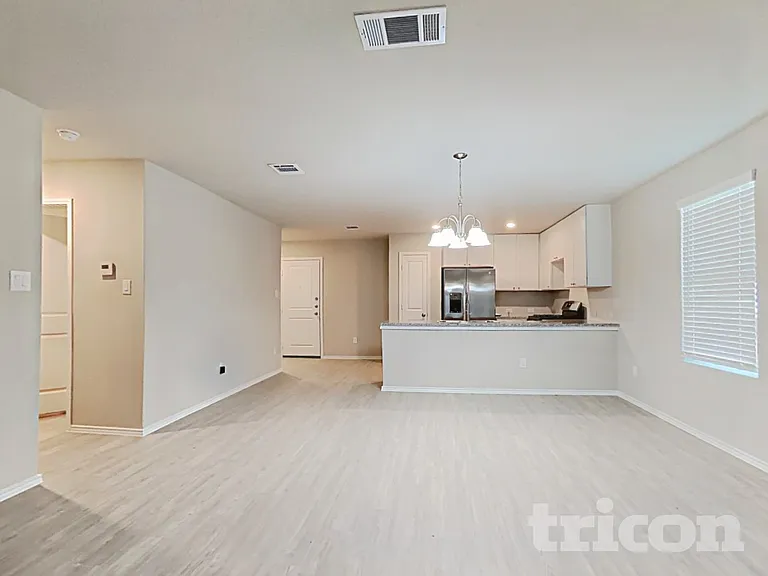 5542 Basil Chase — Photo 3