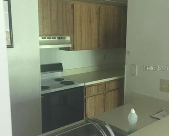 3rd image of 160 Live Oak Woods Ct APT 3B