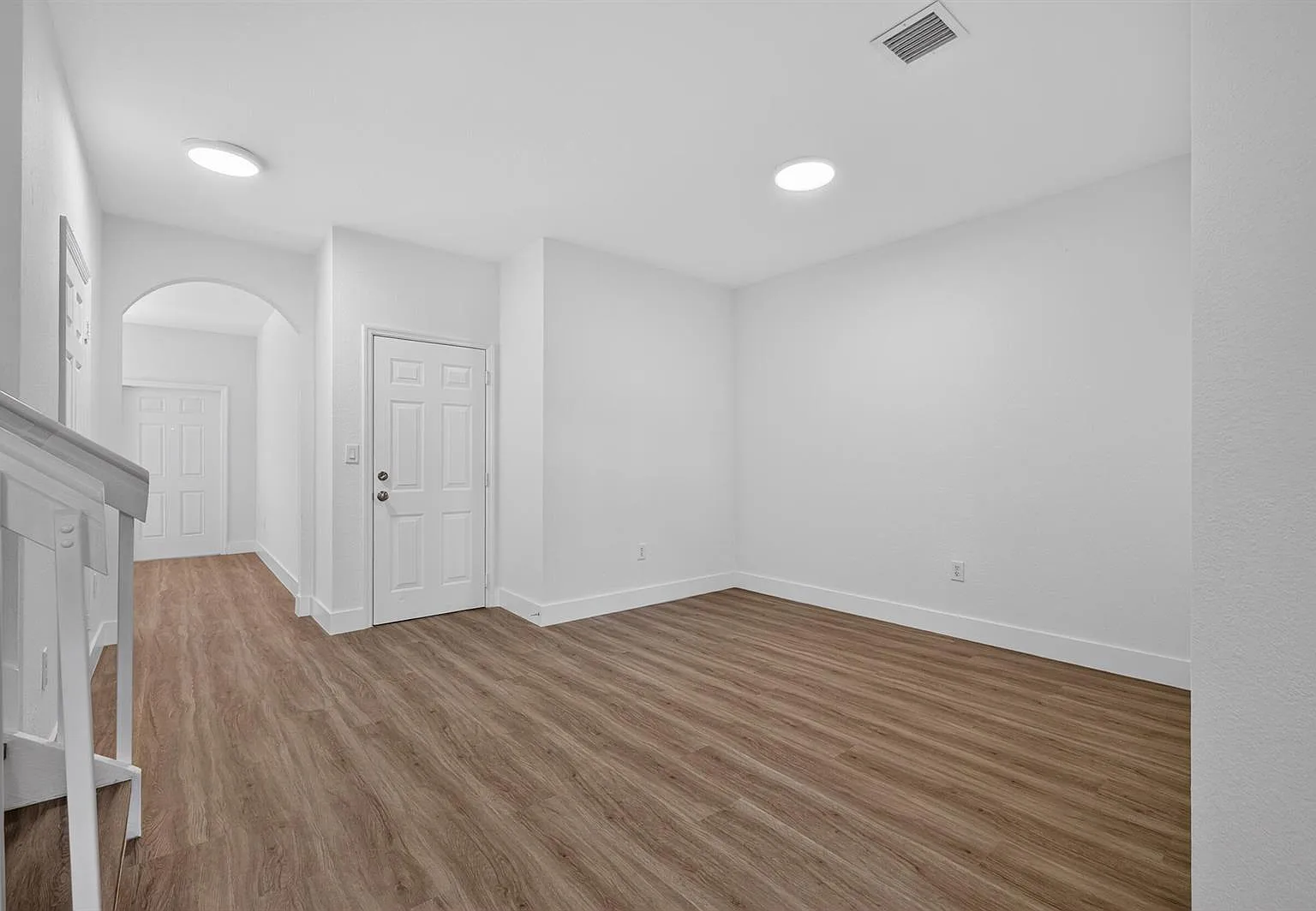 3 bed, 2.5 bath, 1562 sqft, $2,950 — Photo 3