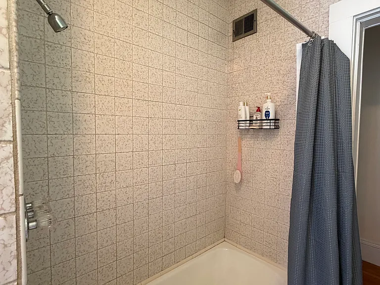 81 Central Ave #2B — Photo 6